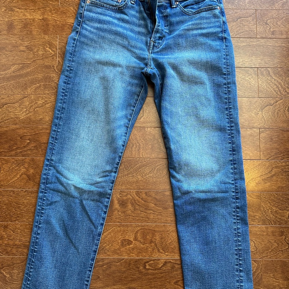 American Eagle Outfitters Women's Boyfriend Jeans - Medium Blue Wash